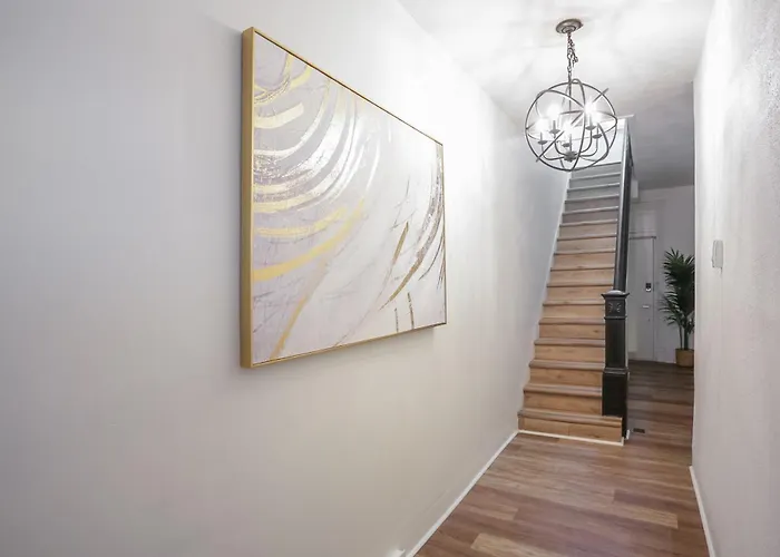Habitación en casa particular Troy Hill 2b Modern Private Bedroom With Shared Bathroom *