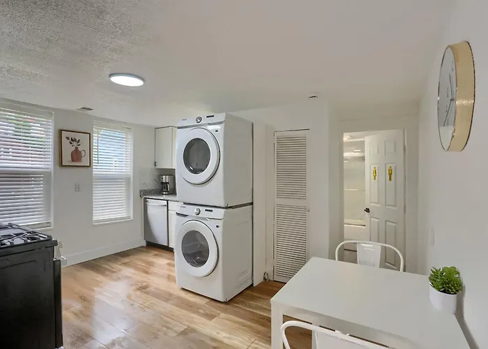 Habitación en casa particular Troy Hill 2b Modern Private Bedroom With Shared Bathroom *